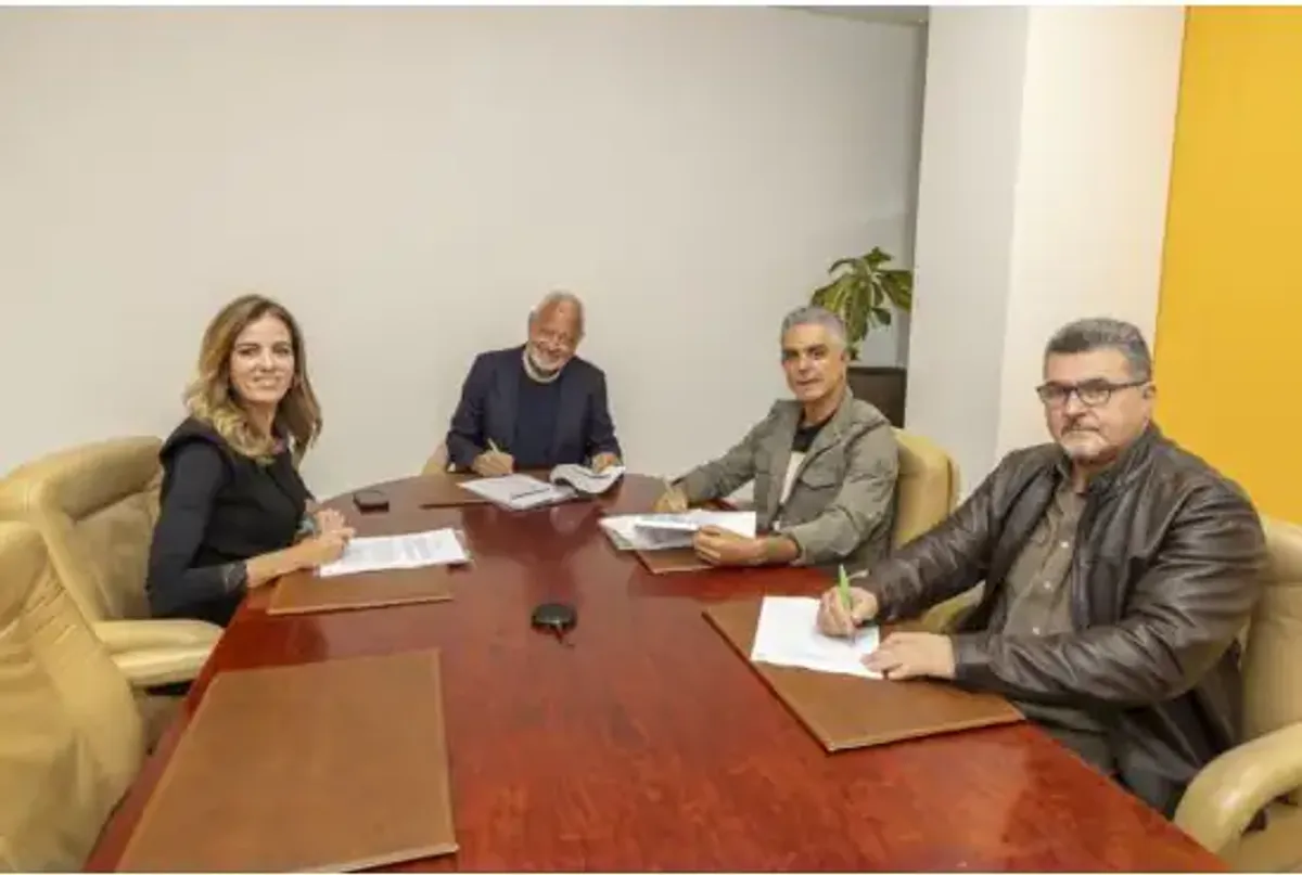 Terencio y HiperDino sellan un acuerdo estratégico para el futuro de la alimentación en El Hierro